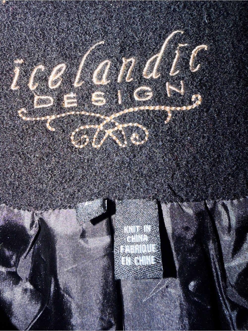 Icelandic Design black wool embroidered jacket - Picture 7 of 9